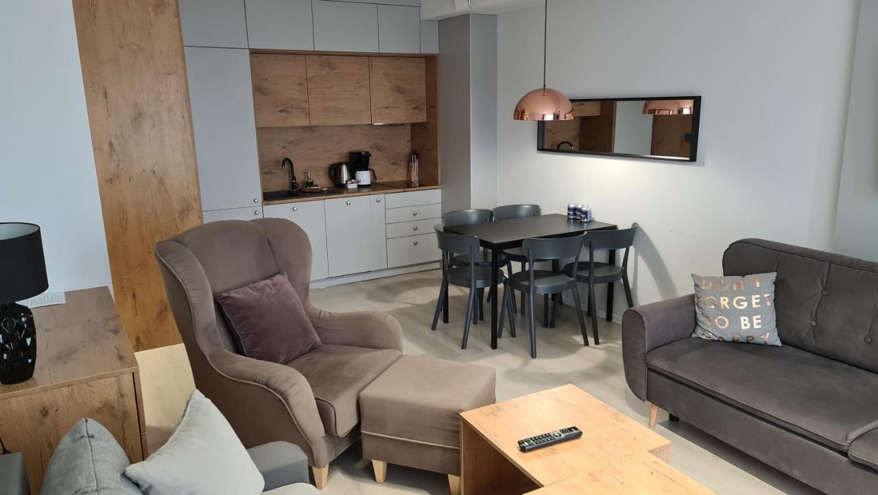 Apartamenty Rondo ชวีโนวิชแจ ภายนอก รูปภาพ