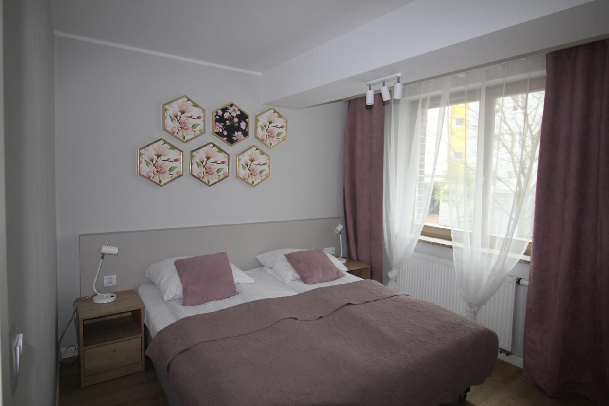 Apartamenty Rondo ชวีโนวิชแจ ภายนอก รูปภาพ